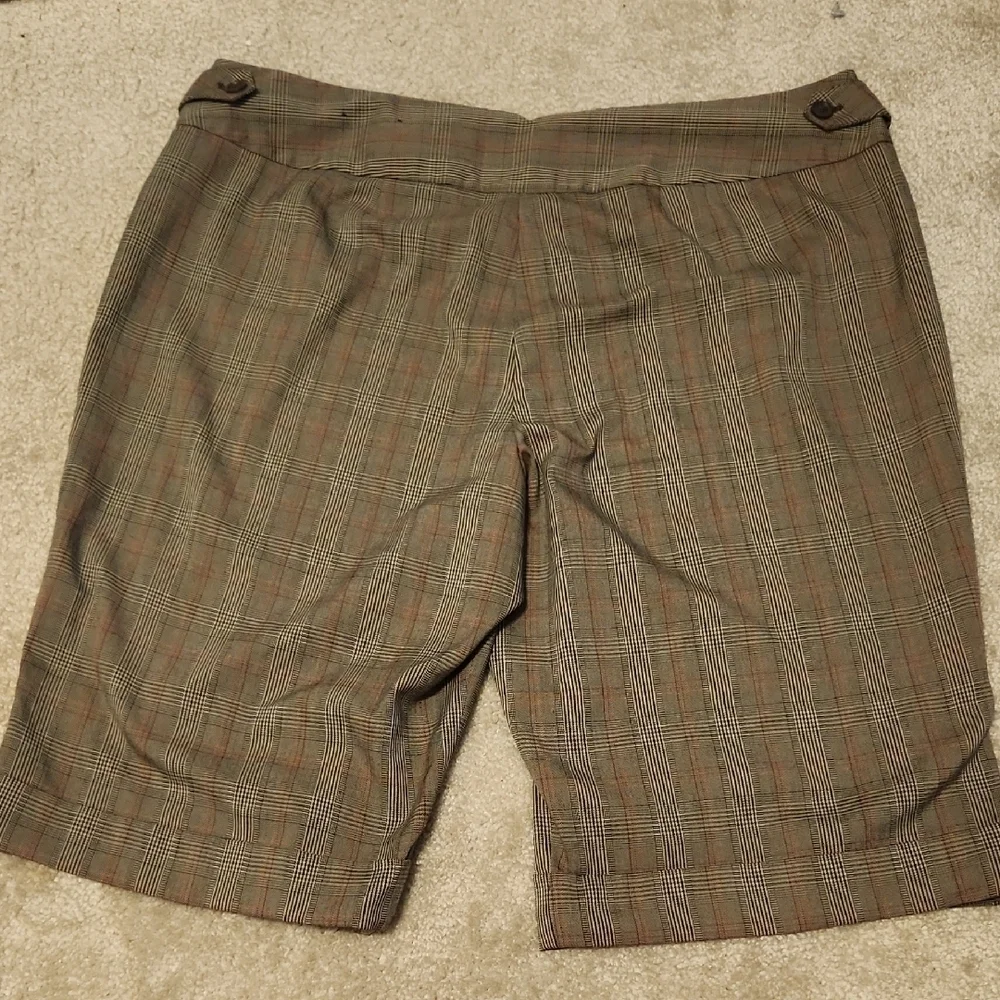 Lane Bryant Shorts Womens 24 Bermuda Tartain Plaid Brown Tan Black Gray